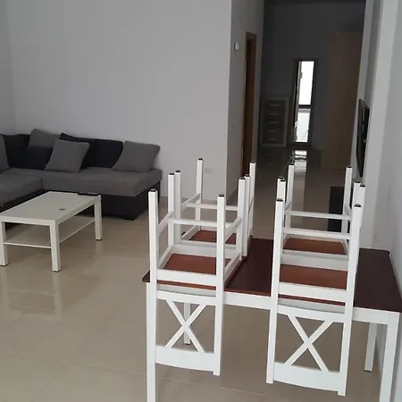 Διαμέρισμα Juli4 *